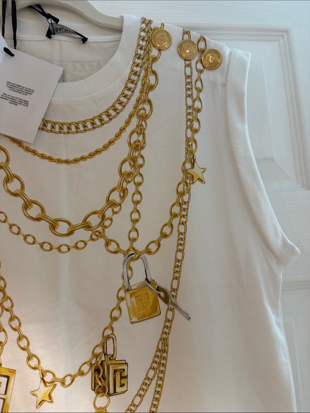 Balmain - Picture 2 of 2